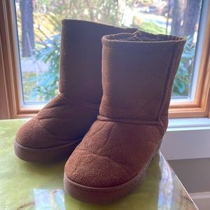 Bebe Girl Warm winter boots  Size 12